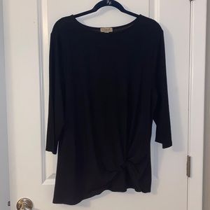 One World XL black 3/4 sleeve top